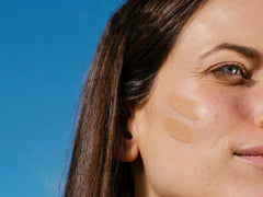 ISDIN Fotoultra 100 Active Unify Color Depigmenting Sunscreen SPF 50+ ( 50 ML )